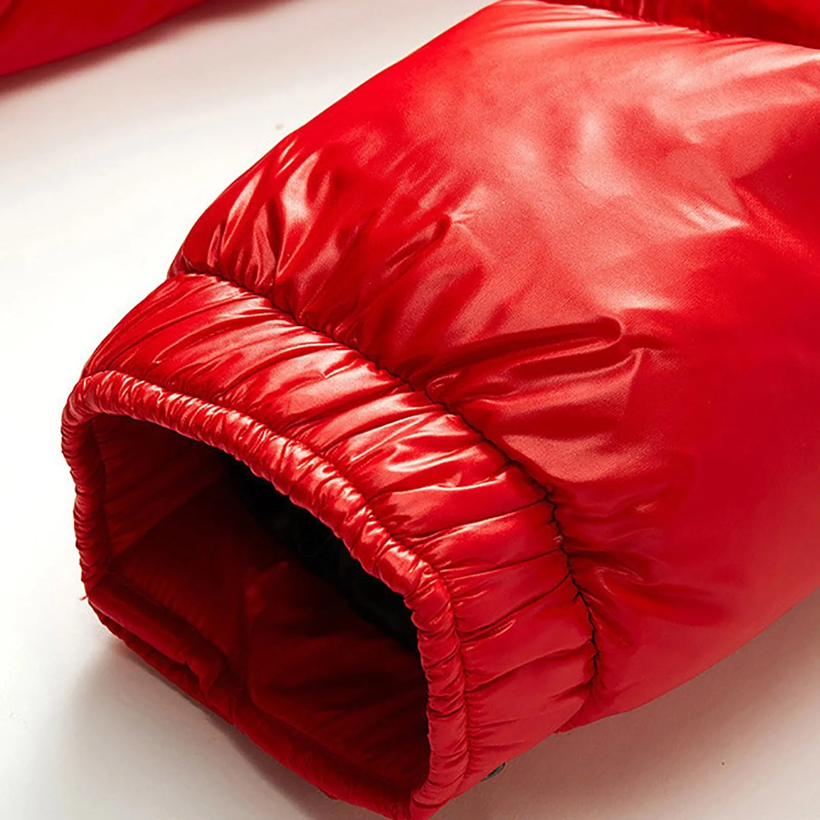 Red men's bubble puffer jacket